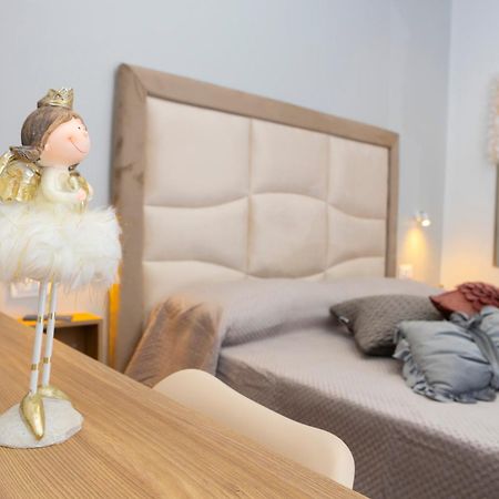 Alleria Rooms Наполи Екстериор снимка
