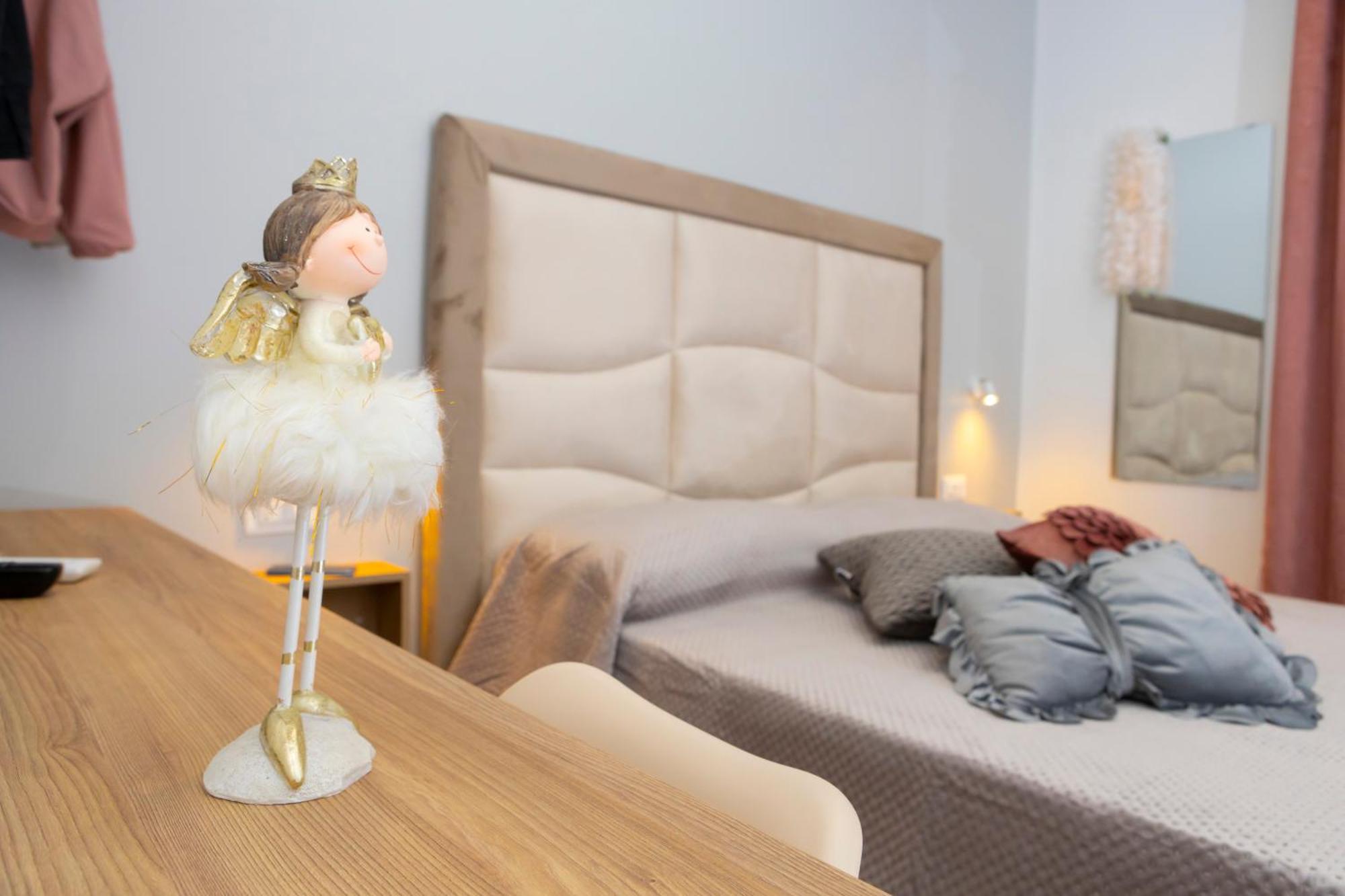 Alleria Rooms Наполи Екстериор снимка