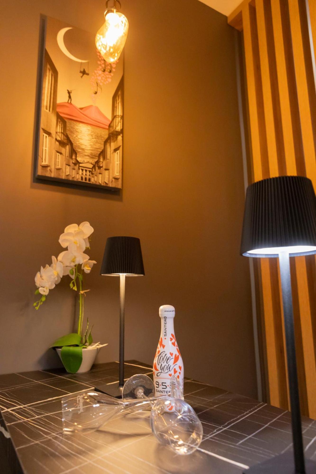 Alleria Rooms Наполи Екстериор снимка
