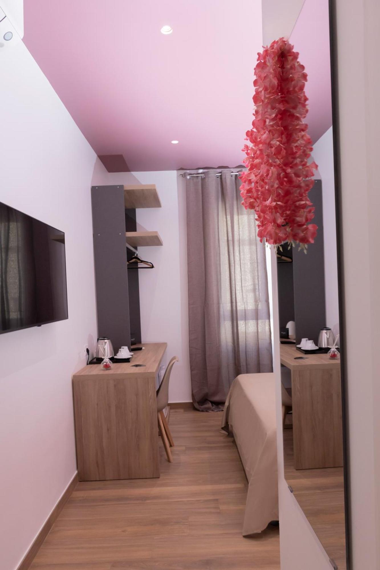 Alleria Rooms Наполи Екстериор снимка